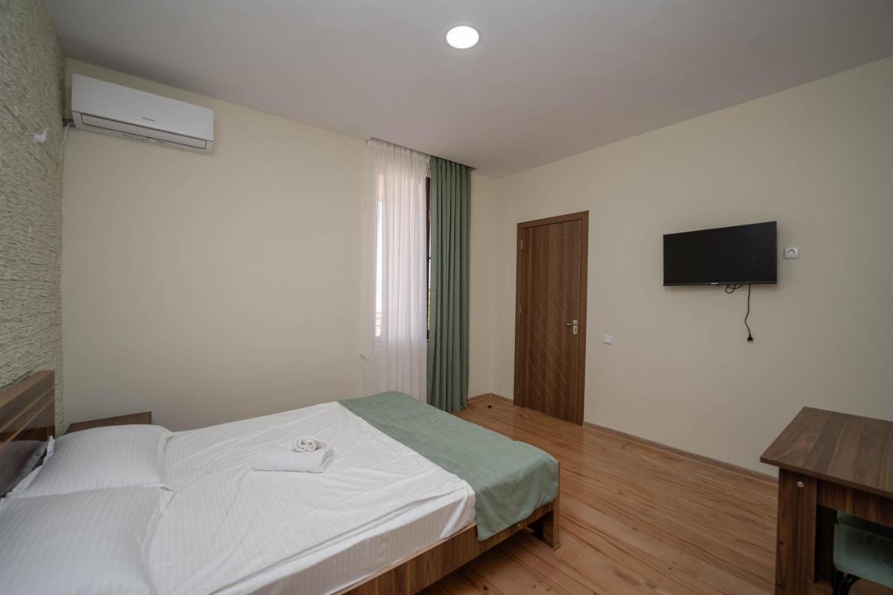 Guest House Gold Telavi Exterior photo